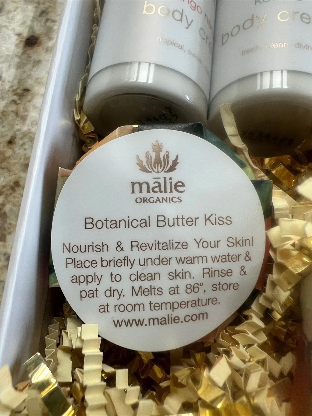 MALIE ORGANICS ASSORTMENT OF PRODUCTS FOR BODY & BATH NIB
